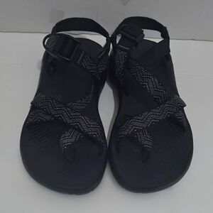 CHACO Vibram WOMENS SIZE 7  BLACK & GRAY STRAPPY SANDAL W/ VIBRAM SOLE